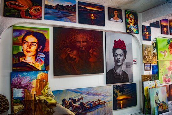 Suazo Art Gallery